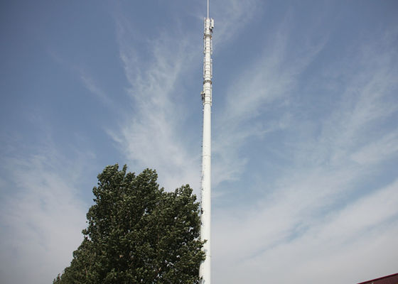 BS EN S355 Steel 5G Cell Tower สำหรับการส่งและรับสัญญาณโทรศัพท์มือถือ